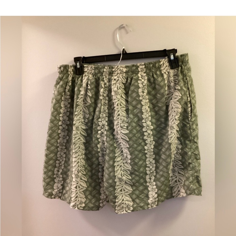Speedo floral tropical Hawaiian green and cream swim trunks men’s XL